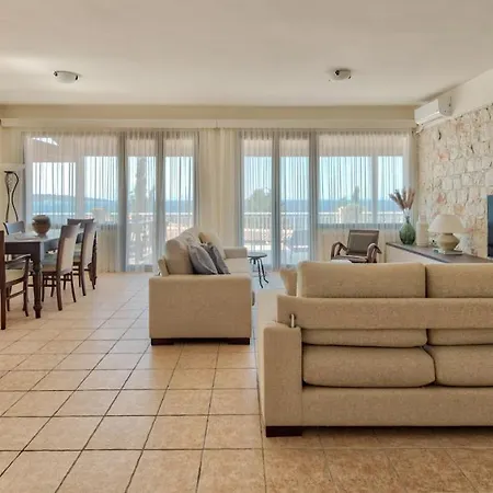Ananta Blue Residence * Аргаси